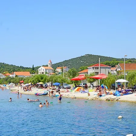 Lägenhet Borozan Vinišće